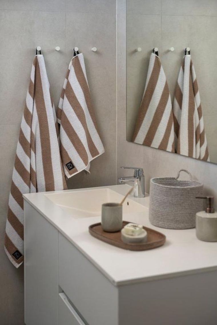 Fanni K, Hanko, ręcznik kąpielowy w paski, 70-140 cm