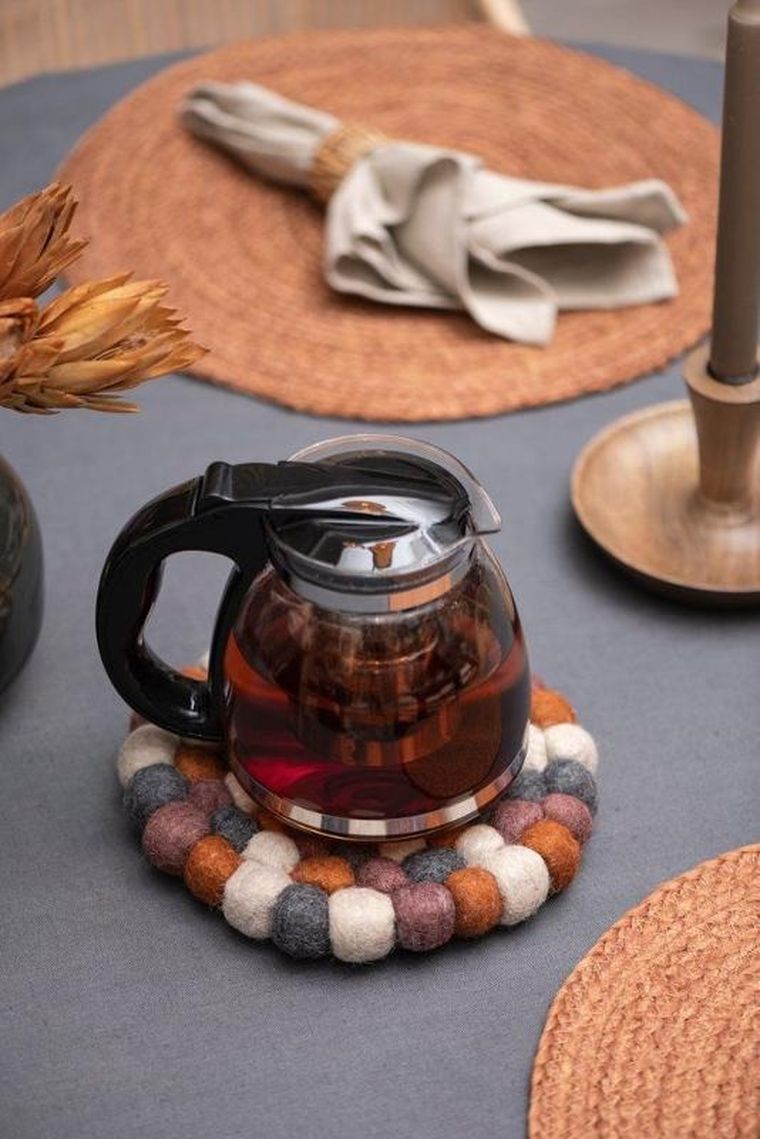 Fanni K, Pihla, dekoracyjna podkładka z kulek wełnianych, 20 cm