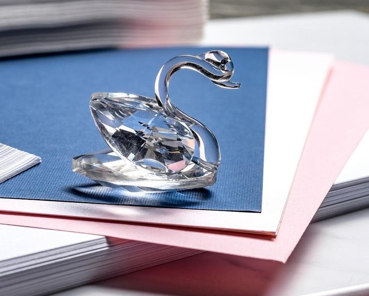 Gadget Master, kryształowy łabędź, figurka