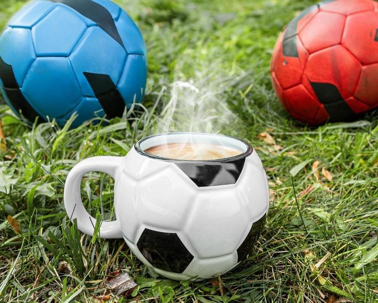 Gadget Master, kubek piłkarza, ceramiczny