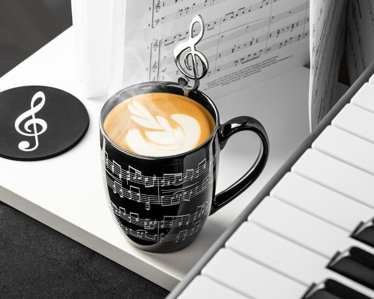 Gadget Master, muzyczne trio