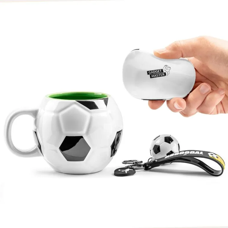 Gadget Master, zestaw piłkarza: kubek, podkładka i brelok