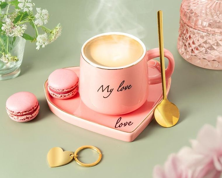 Gadget Master, zestaw upominkowy, kobieta: filiżanka, podstawka, łyżeczka, brelok