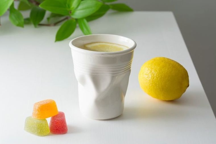 Gadget Master, zgnieciony kubek