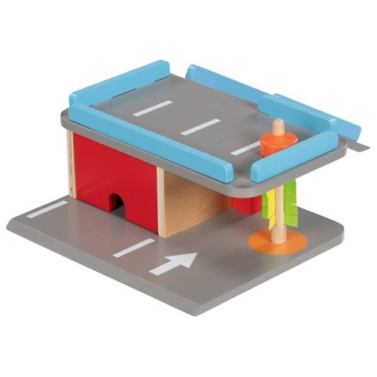 Goki, kompaktowy parking dla autek, drewniany