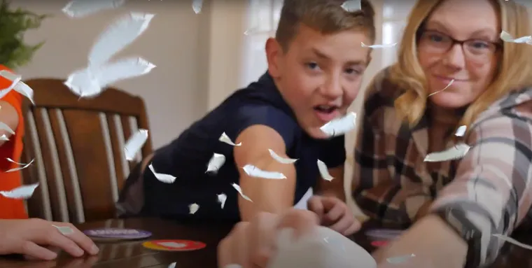 Granna, Bitwa na poduchy, gra zręcznościowa