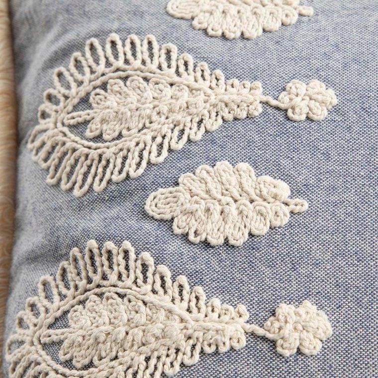 Homla, Campi, poszewka, bawełniana z haftowanym wzorem, 45-45 cm