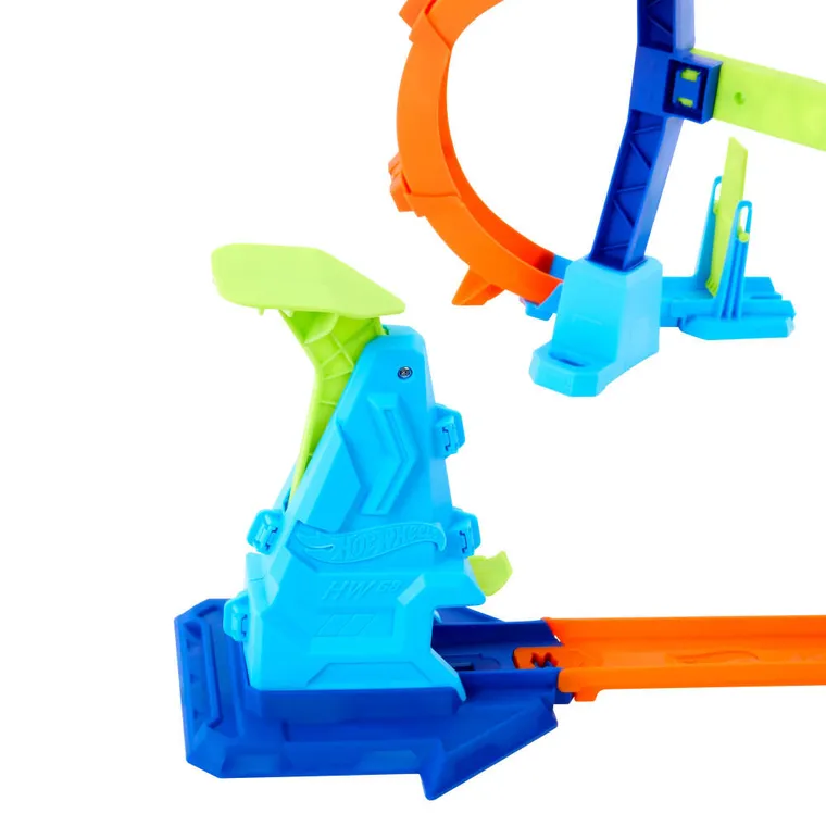 Hot Wheels, Mistrzowski skok na pętli, tor wyścigowy, zestaw z autem