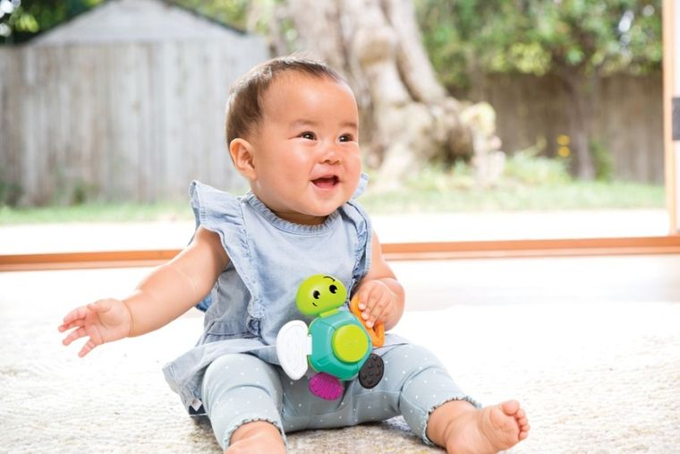 Infantino, giętki gryzak piszczałka, żółwik