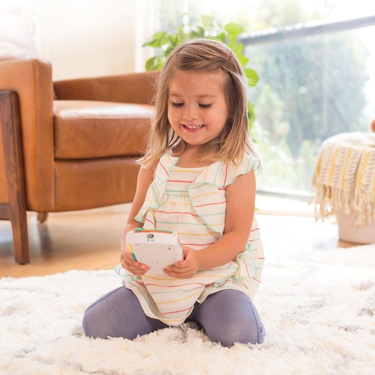 Infantino, książeczka z lusterkiem, interaktywna