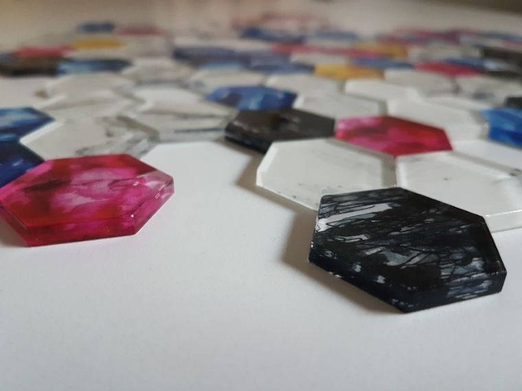 IUVI Games, Minerały, gra familijna