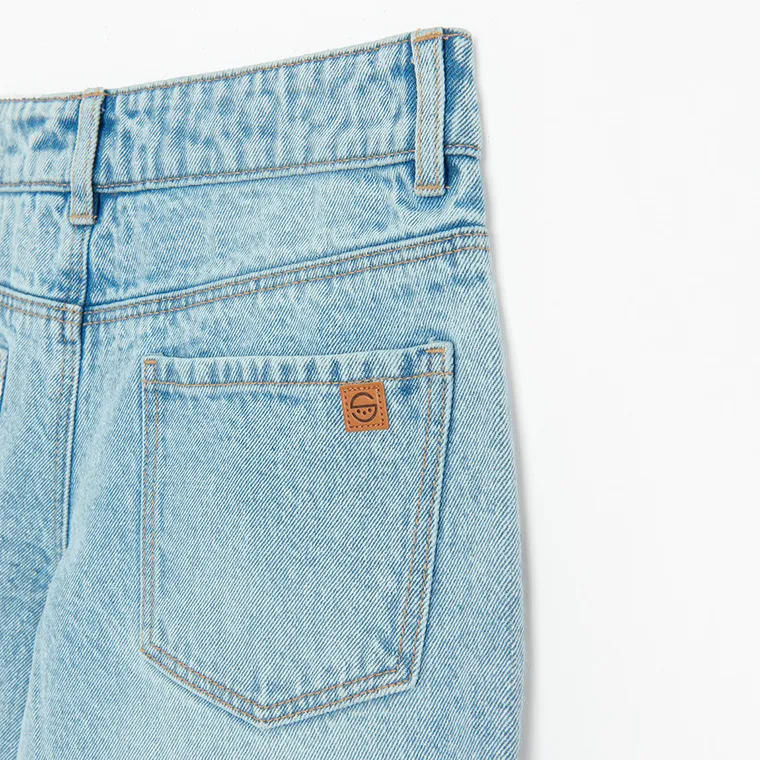 Jasnoniebieskie bermudy jeansowe z regulacją Cool Club