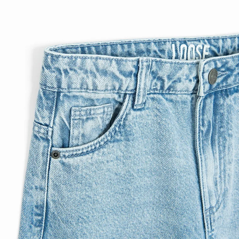 Jeansowe spodnie loose z luźną nogawką Cool Club