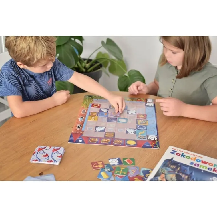 Kapitan Nauka. Zakodowany zamek, gra na kodowanie