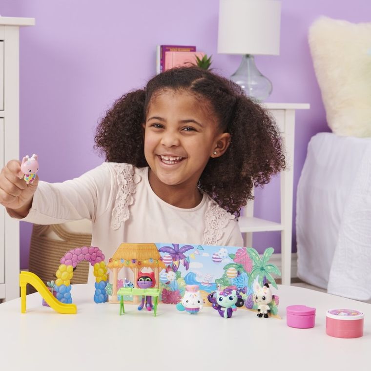 Koci Domek Gabi, Kiciuś Panduś ma urodziny, zestaw z figurkami