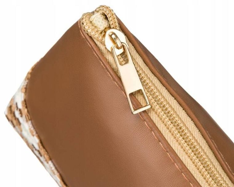 Kosmetyczka podróżna, brązowa, skóra ekologiczna, Rovicky