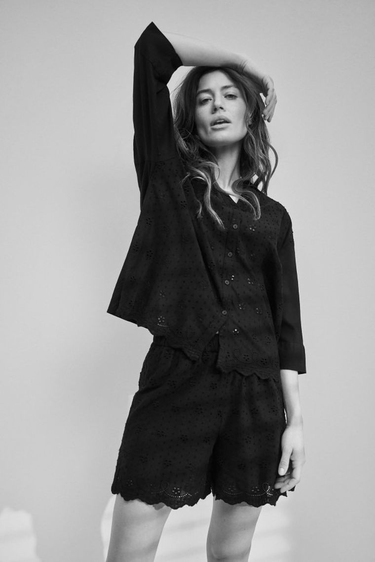 Koszula damska z długim rękawem, czarna, Moodo