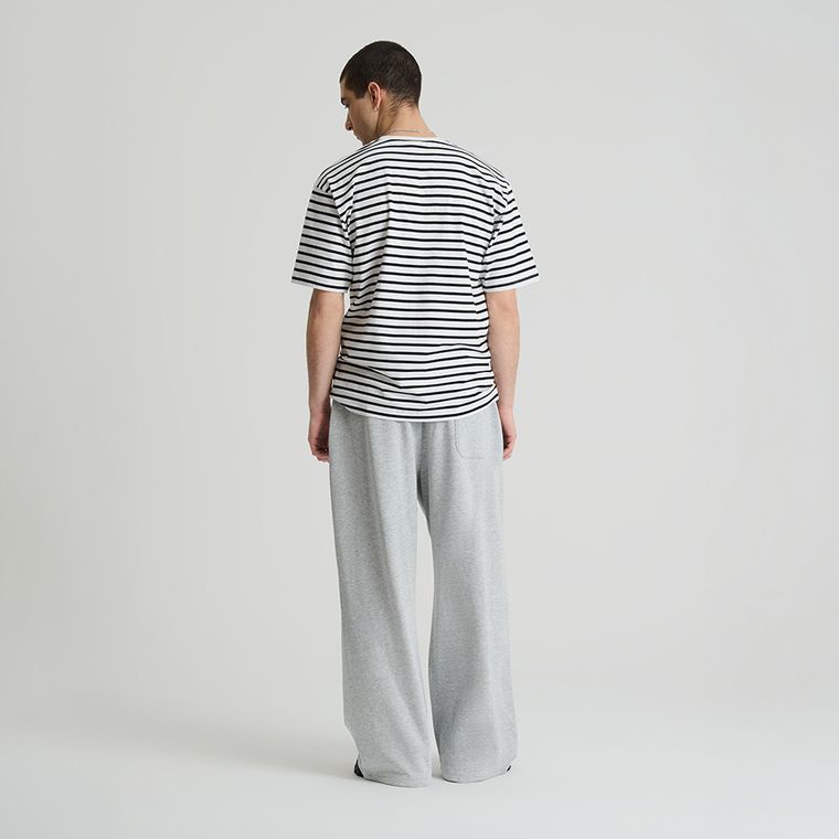 Koszulka w paski o kroju relaxed NOWEAR