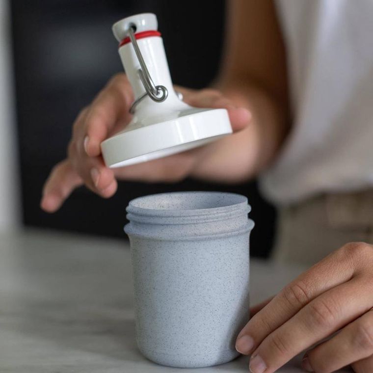 Koziol, butelka na wodę, Plopp to go, szczelny korek, 200 ml