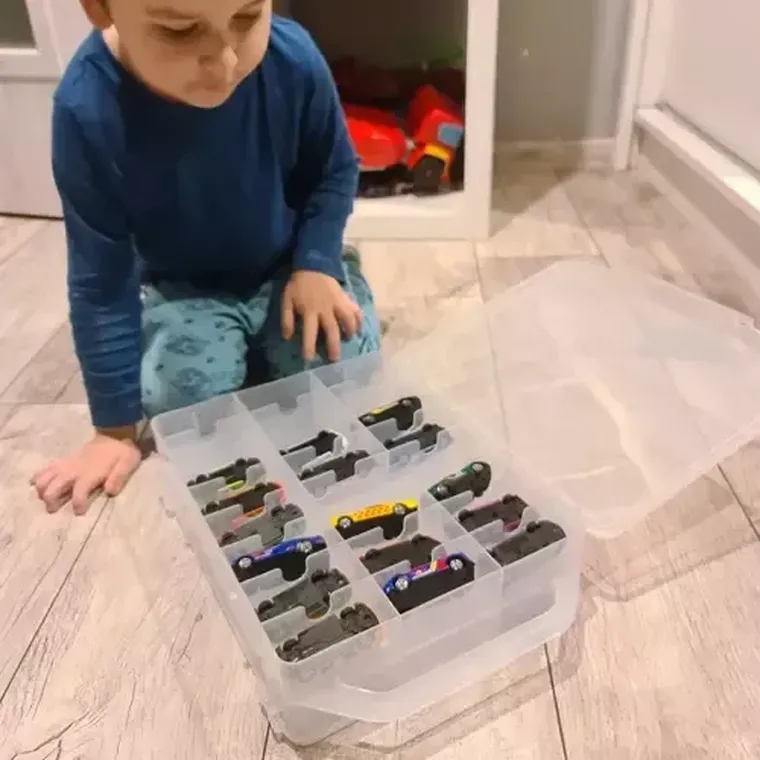 Kruzzel, walizka do przechowywania autek resoraków, 46 miejsc