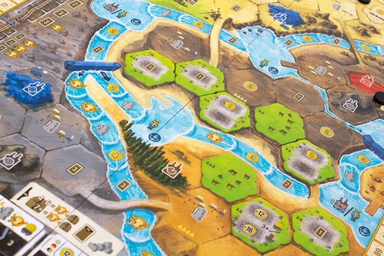 Lacerta, Boonlake, gra strategiczna