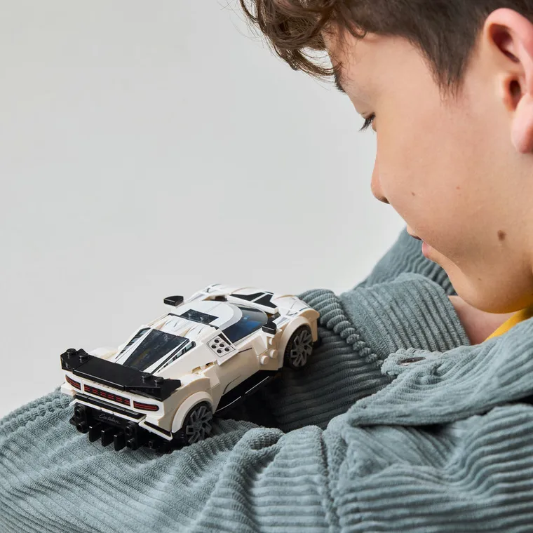 LEGO Speed Champions, Hipersamochód Bugatti Centodieci, 77240