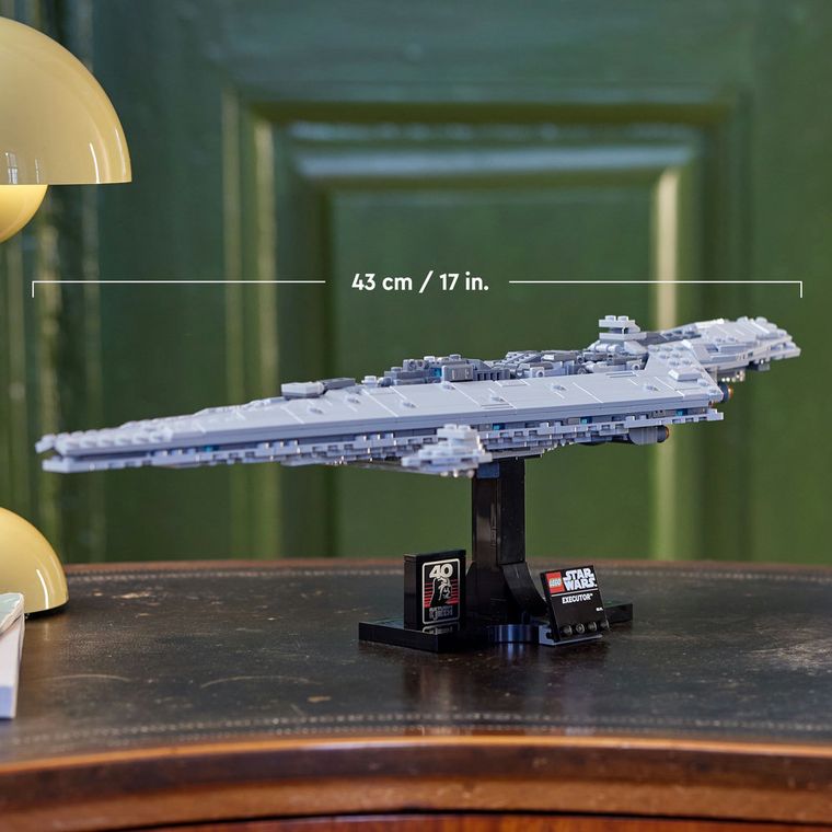LEGO Star Wars, Gwiezdny superniszczyciel typu Executor, 75356