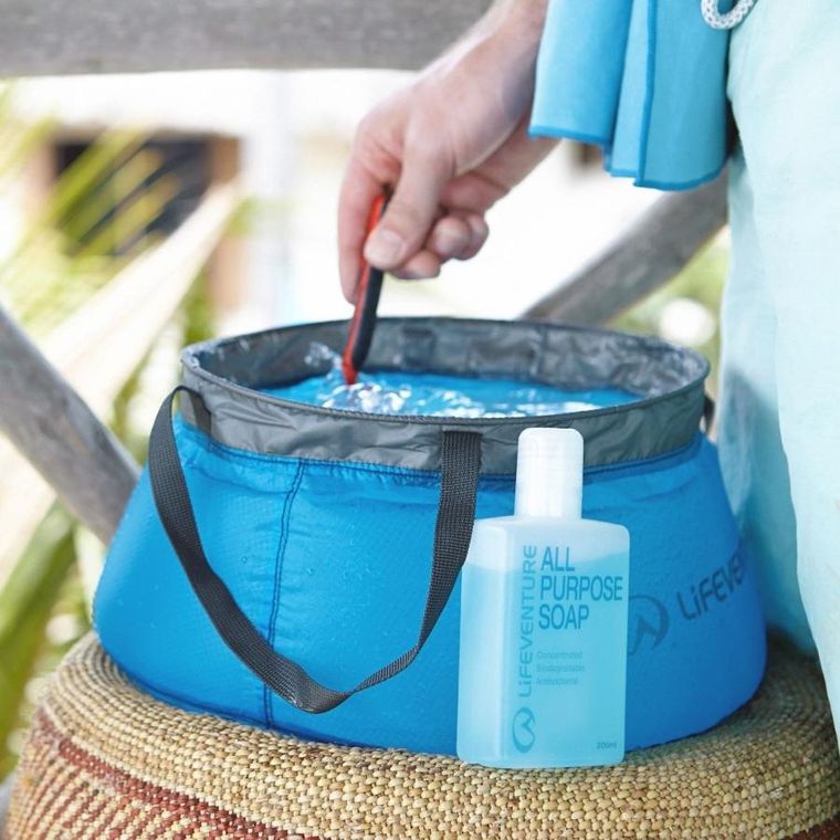 Lifeventure, biodegradowalne, skoncentrowane mydło w płynie, 100 ml