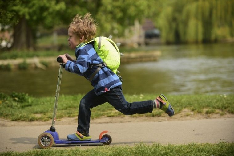 LittleLife, ActiveGrip, Dinozaur, plecak odblaskowy dla przedszkolaka, 1-3 lata