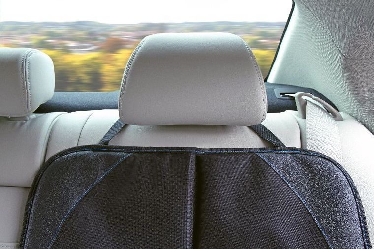 LittleLife, mata ochronna pod fotelik