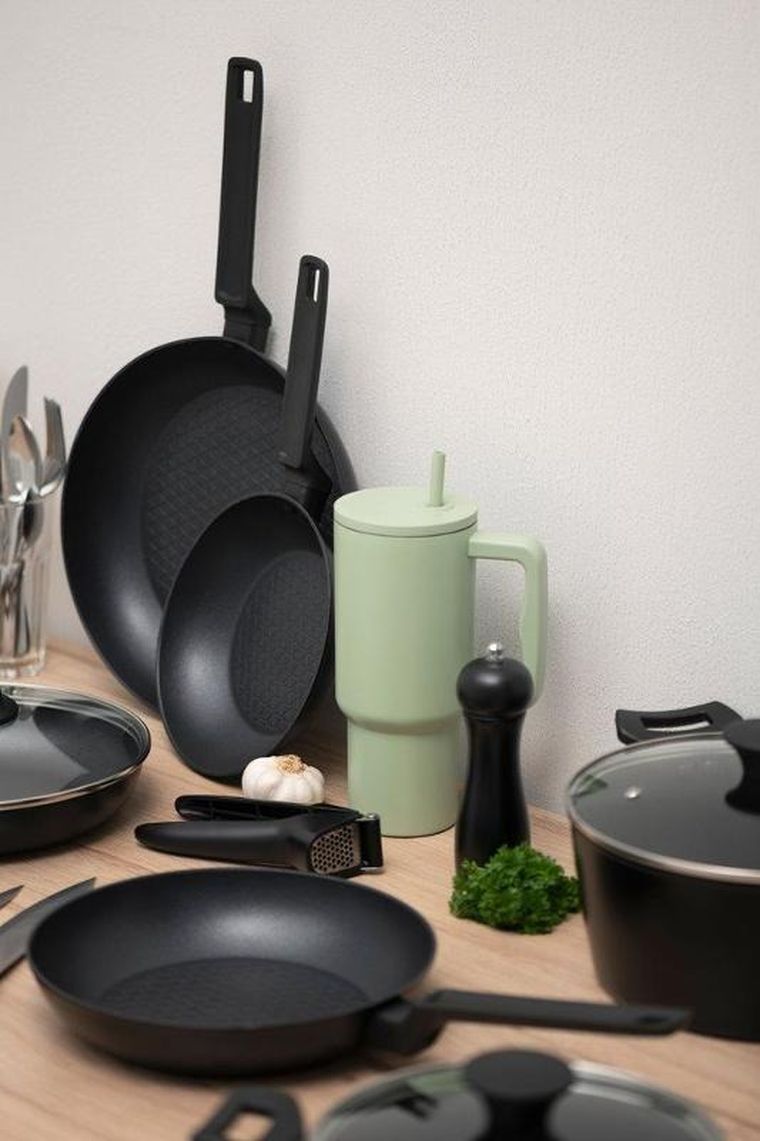 Maku, patelnia z powłoką nieprzywierającą, 20 cm