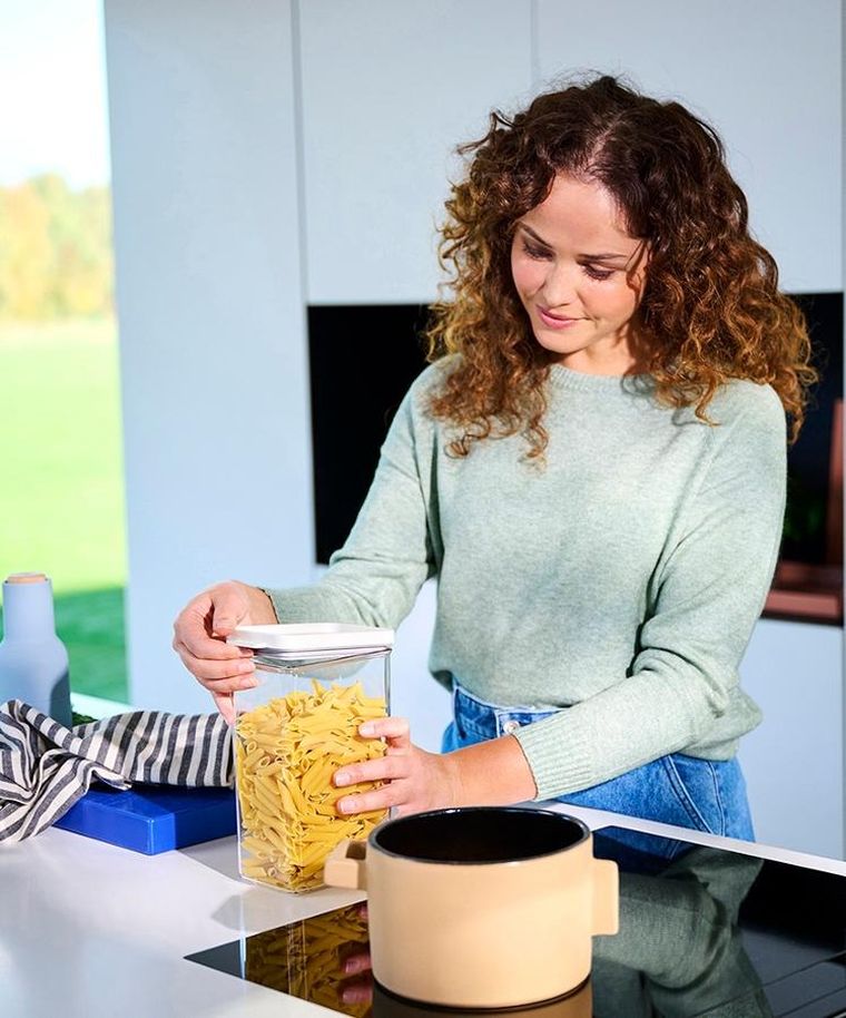 Mepal, Omnia, pojemnik na ser, Black, 2000 ml