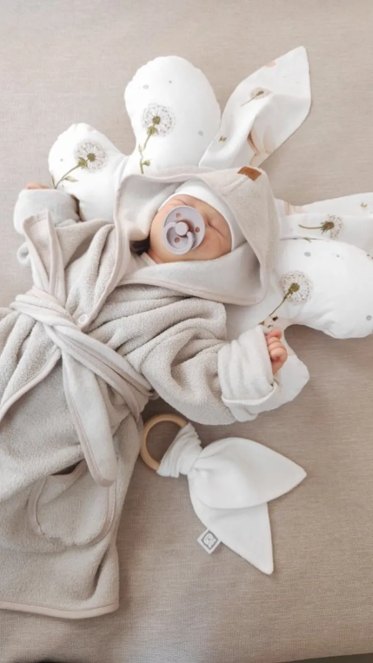 MimiNu, Kotki, poduszka antywstrząsowa, motylek