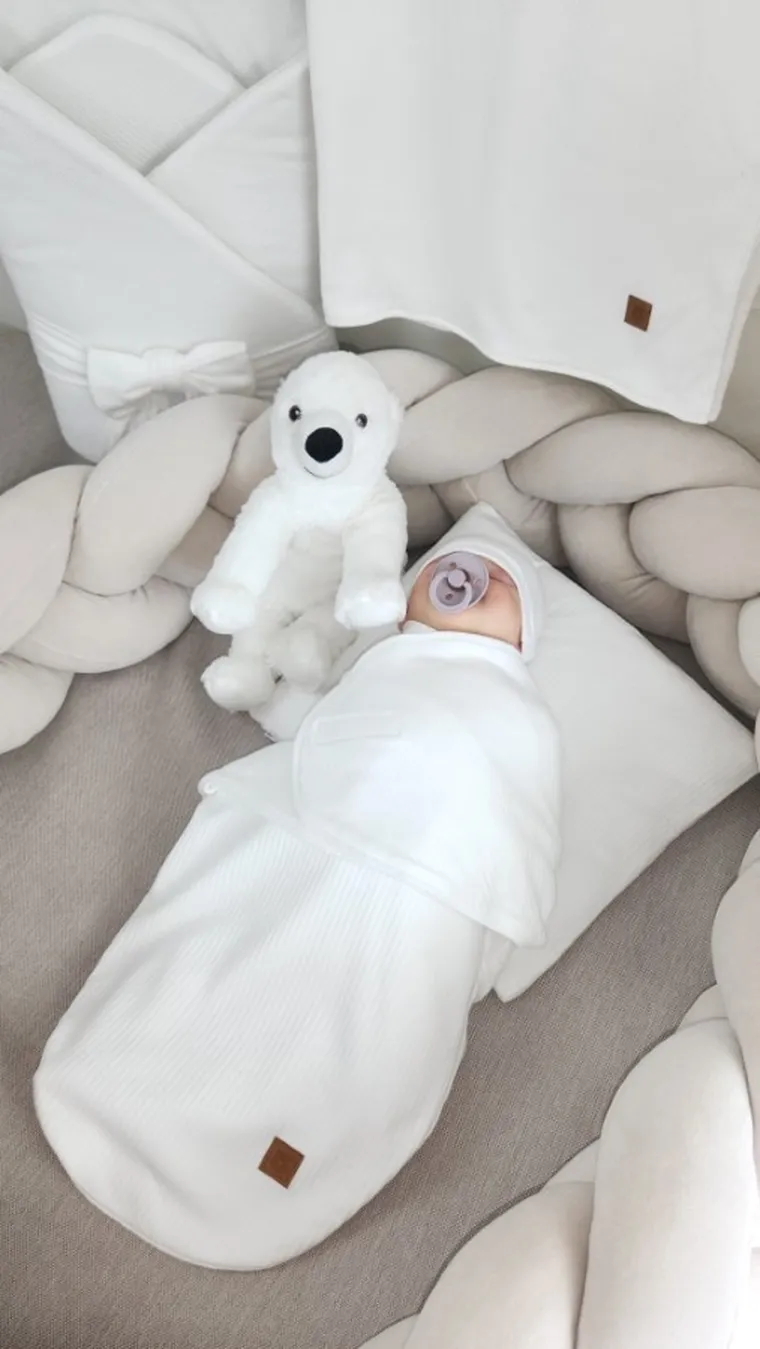 MimiNu, Soft, Leo, komplet: otulaczek do spania + czapeczka, śmietanka, 0-3m