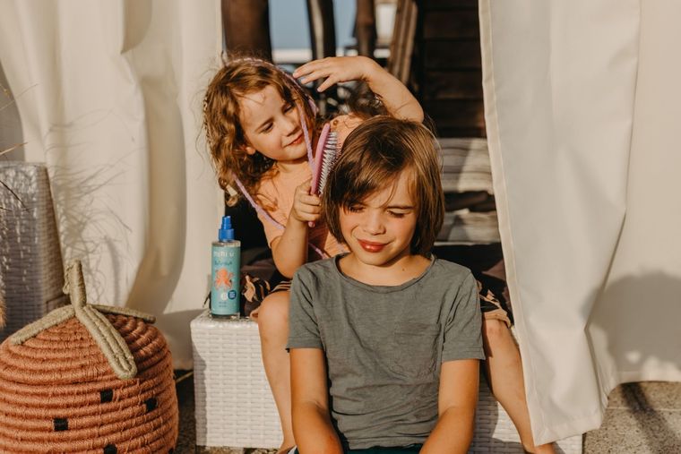 Mini U, naturalny spray do rozczesywania włosów dla dzieci z organicznym aloesem