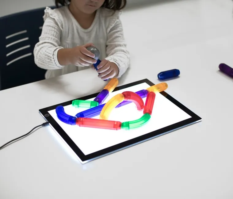 Miniland, zestaw klocków magnetycznych 36 szt.