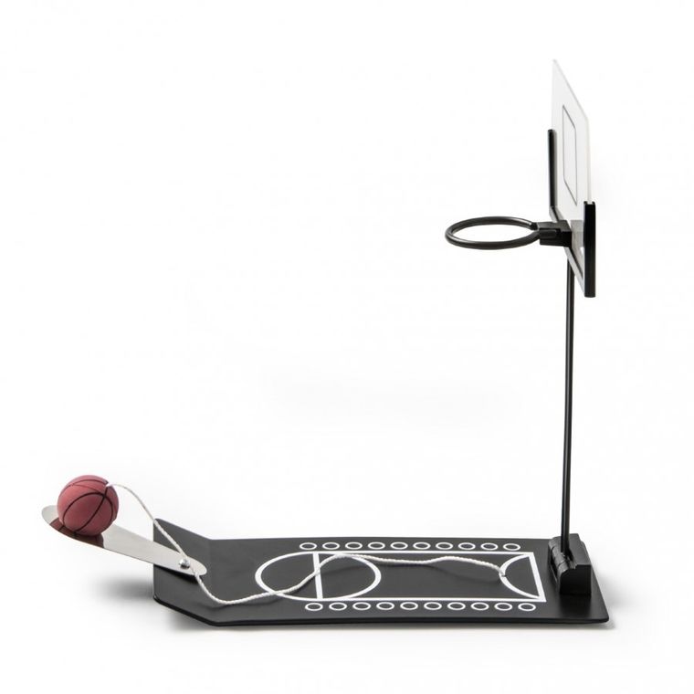 Miquelrius, Koszykówka, gra zręcznościowa