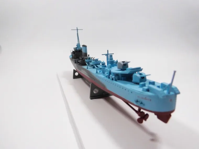 Mirage Hobby, niszczyciel ORP BŁYSKAWICA, model do sklejania