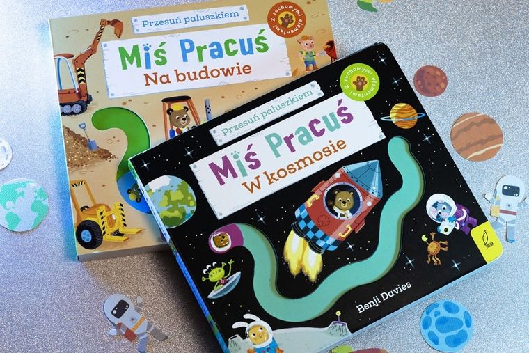 Miś Pracuś. Przesuń paluszkiem. W kosmosie