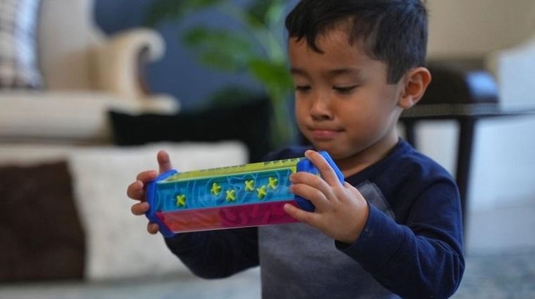 Mobi, Zoomi, sześciokątny labirynt, gra zręcznościowa