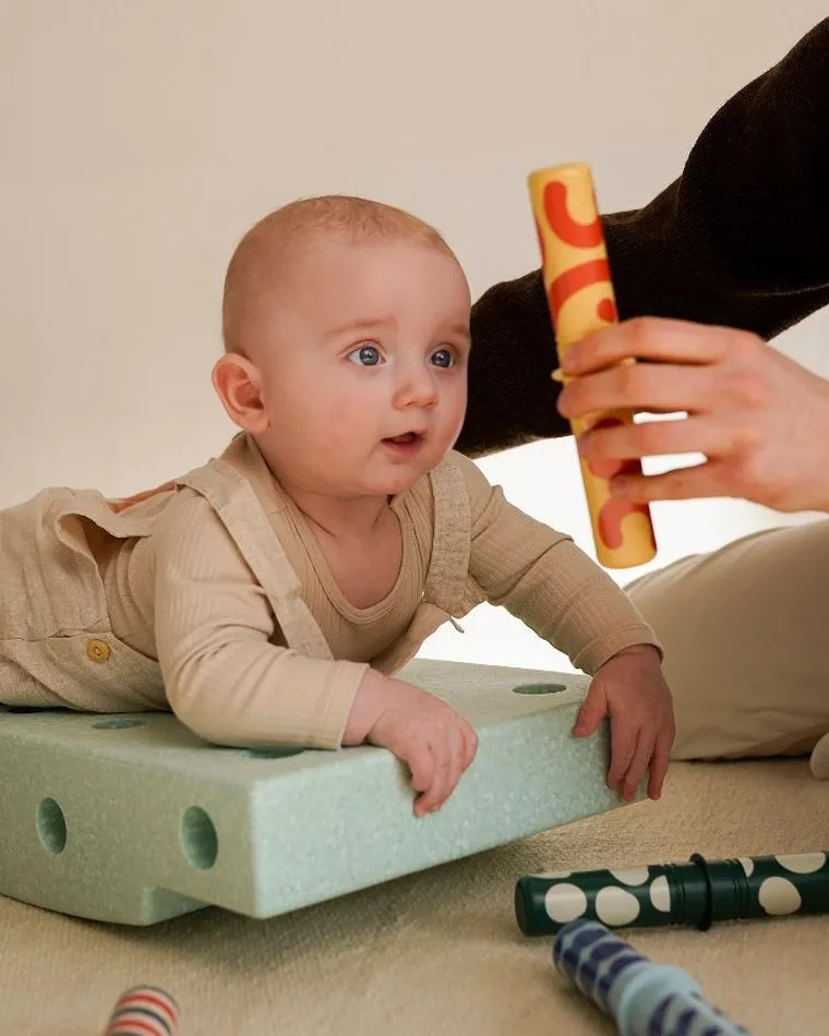 Modu, Baby Activity Set, zestaw klocków aktywizujących z funkcją jeździka, Ocean Mint/Forest Green