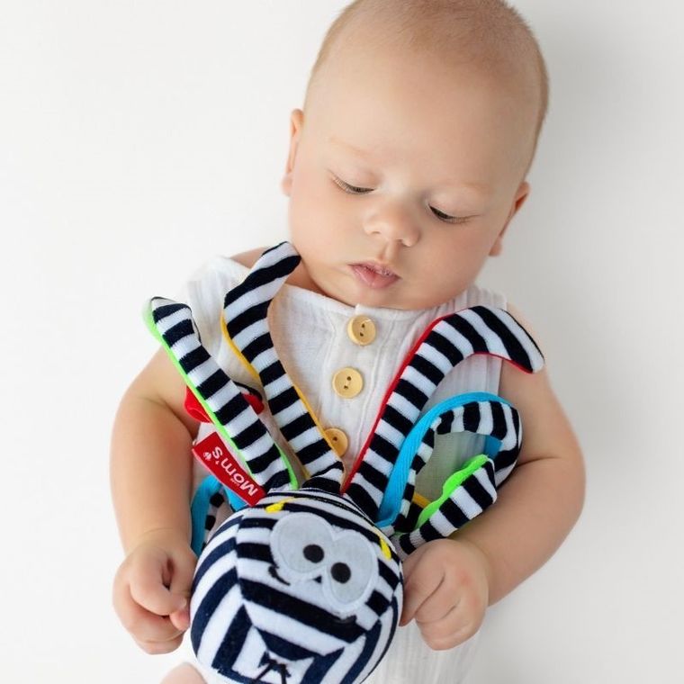 Mom's Care, ośmiornica, pierwsza maskotka, zawieszka, kontrastowa zabawka sensoryczna, biało-czarna