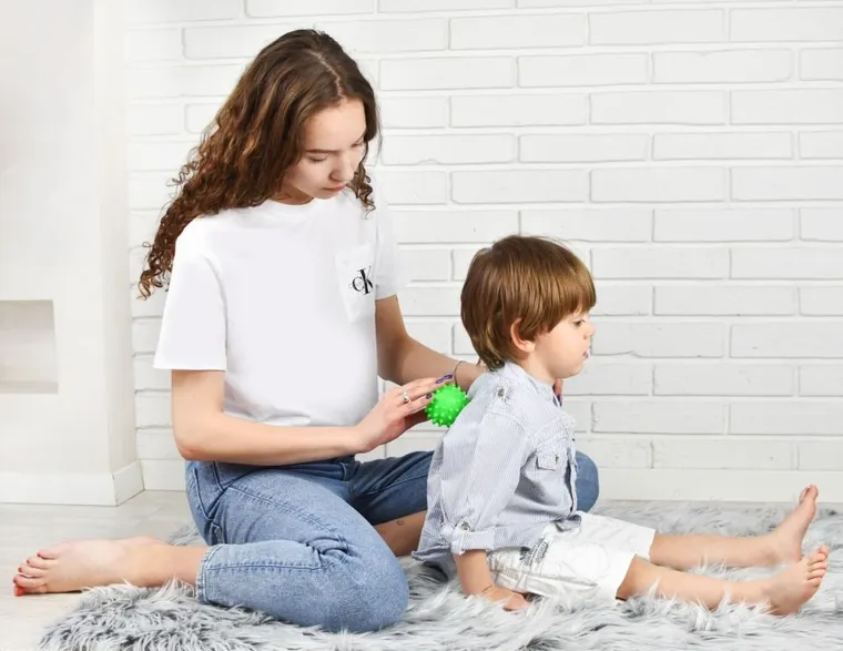 Mom's Care, Sensorky, piłeczki do masażu, piłeczki sensoryczne, 5 szt.