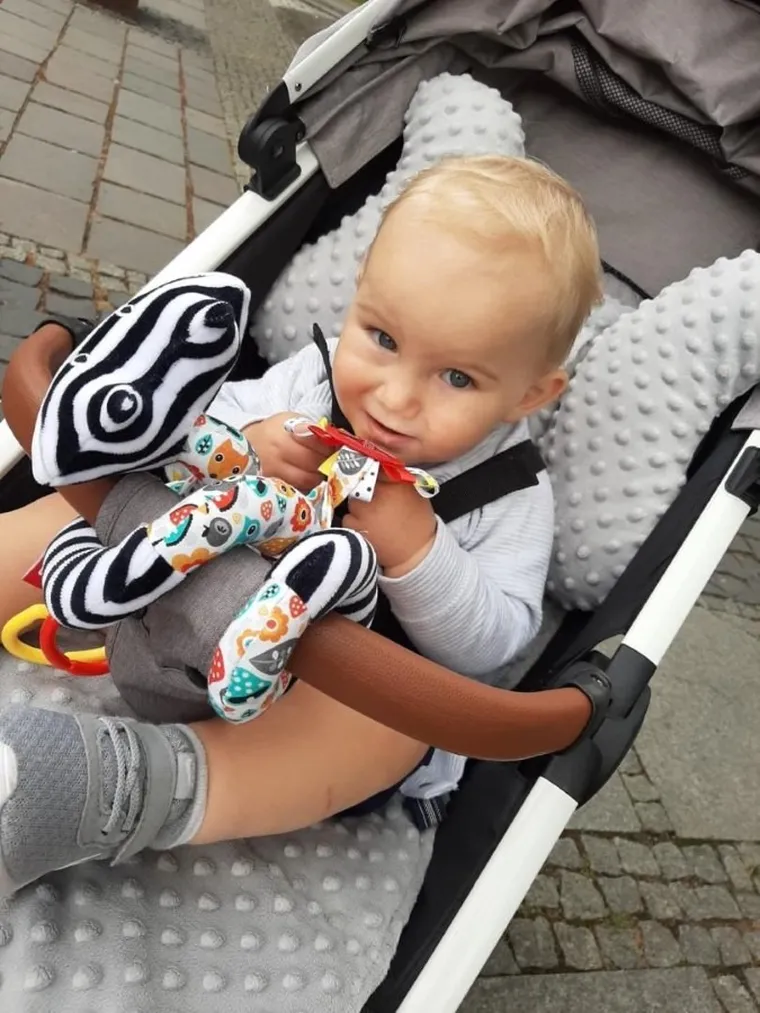 Mom's Care, spirala edukacyjna, grzechotka, kontrastowa zabawka zawieszka sensoryczna