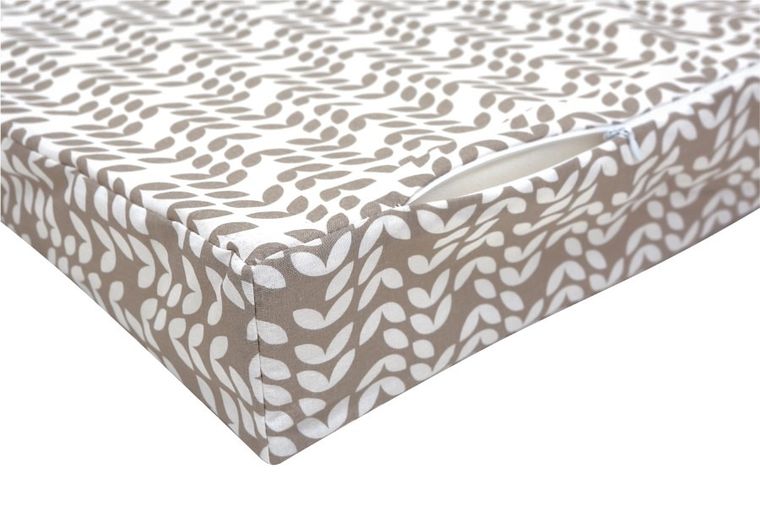 Motherhood, Classics Beżowy 2023, poduszka klin