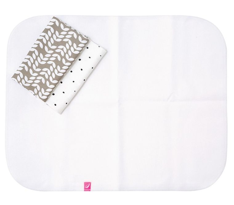 Motherhood, Classics Beżowy 2023, zestaw: przewijak podręczny + prześcieradło flanelowe, 2 szt.