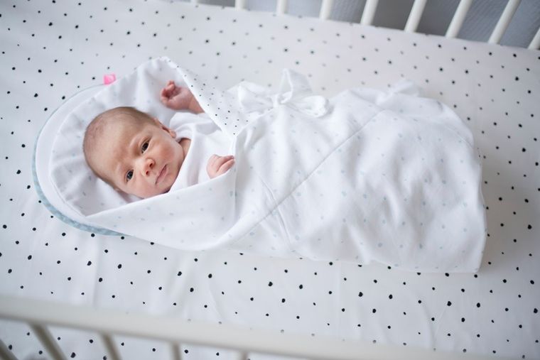 Motherhood, ECO Kropeczki Niebieskie, rożek muślinowy