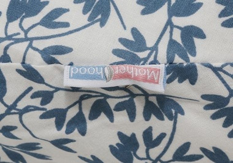 Motherhood, kojec, poduszka dla kobiet w ciąży, niebieskie gałązki