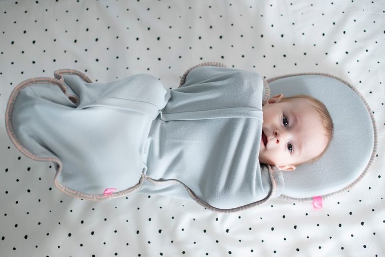 Motherhood, Kwadraty Różowe, Zip&Swaddle, otulak, rozmiar 1, 2,5-5 kg