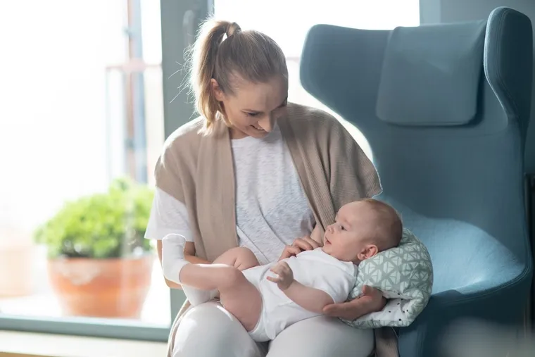 Motherhood, Statki Miętowe, mufka do karmienia